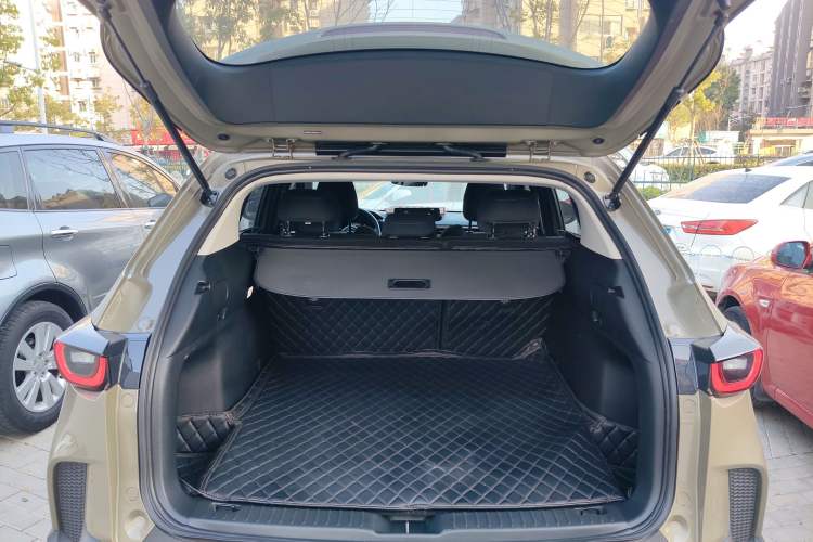Used Mazda CX-50 2023 2.0L Yu Xing Version Trunk