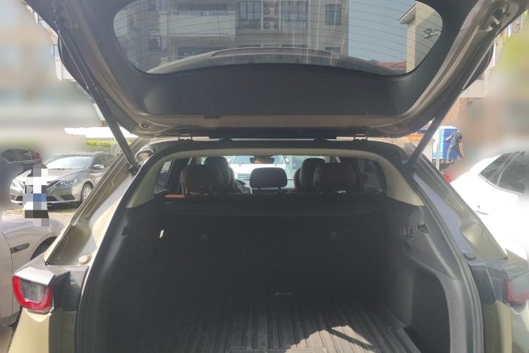 Used Mazda CX-50 2023 2.5L Luxury Edition Trunk