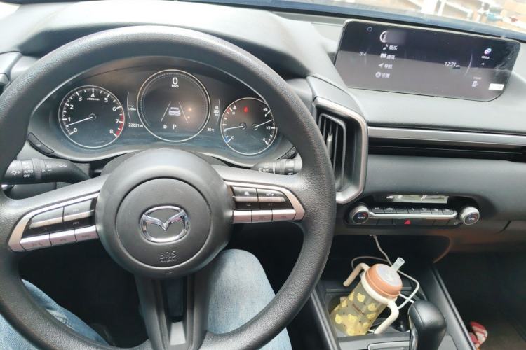 Used Mazda CX-50 2024 2.5L Comfort Edition Center Console