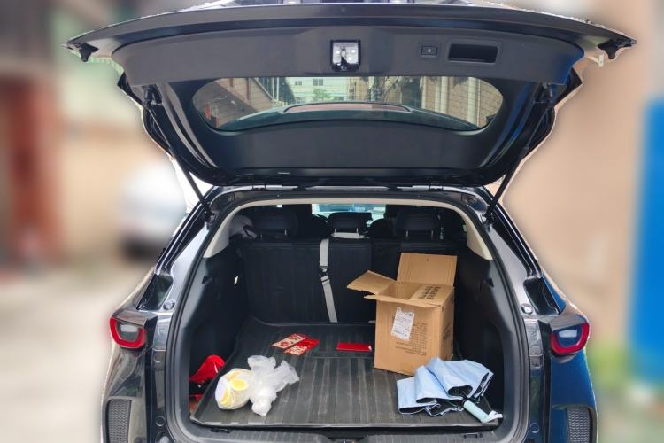 Used Mazda CX-50 2024 2.5L Comfort Edition Trunk