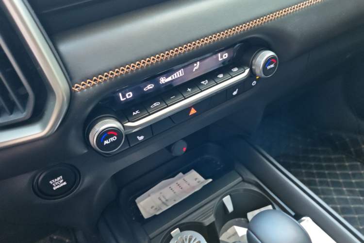Used Mazda CX-50 2026 Model 2.5L Smart Driving Edition Audio And AC Panel