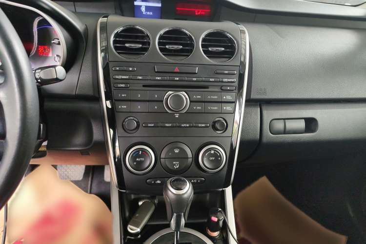 Used Mazda CX-7 2014 2.5L 2WD Luxury Edition Audio And AC Panel