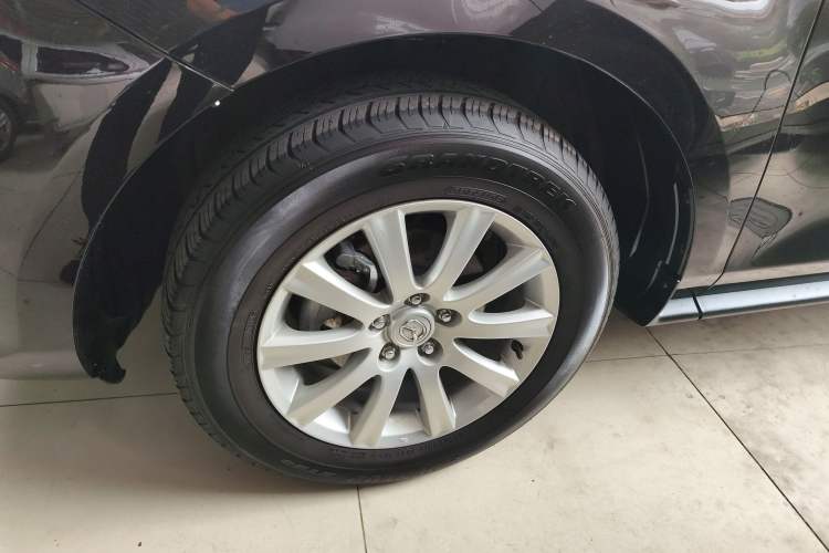 Used Mazda CX-7 2014 2.5L 2WD Luxury Edition Exterior 7