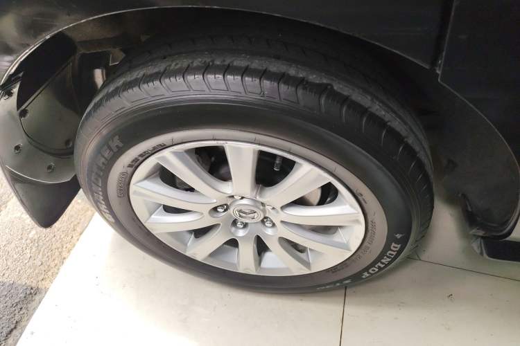 Used Mazda CX-7 2014 2.5L 2WD Luxury Edition Exterior 8
