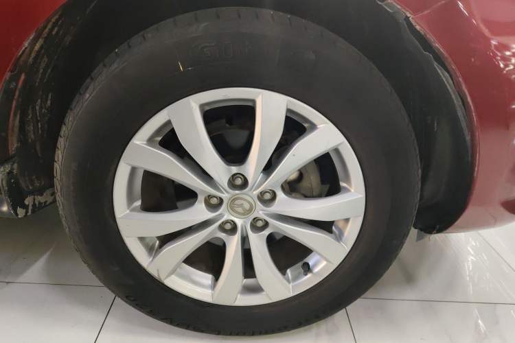 Used Mazda CX-7 2014 2.3T Smart All-Wheel-Drive Sport Edition Right Front Wheel Hub