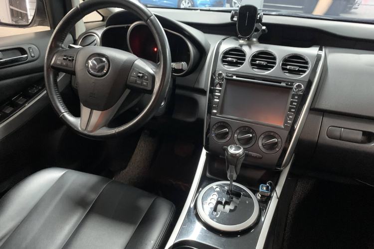 Used Mazda CX-7 2014 2.5L 2WD Fashion Edition Interior 1