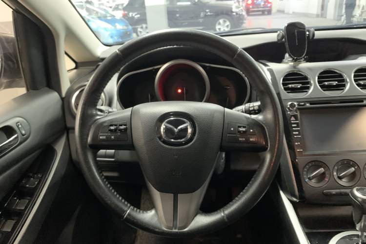 Used Mazda CX-7 2014 2.5L 2WD Fashion Edition Interior 2