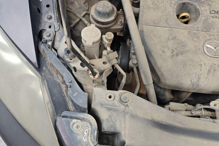 Used Mazda CX-7 2010 2.5L Luxury Edition Engine Bay Right