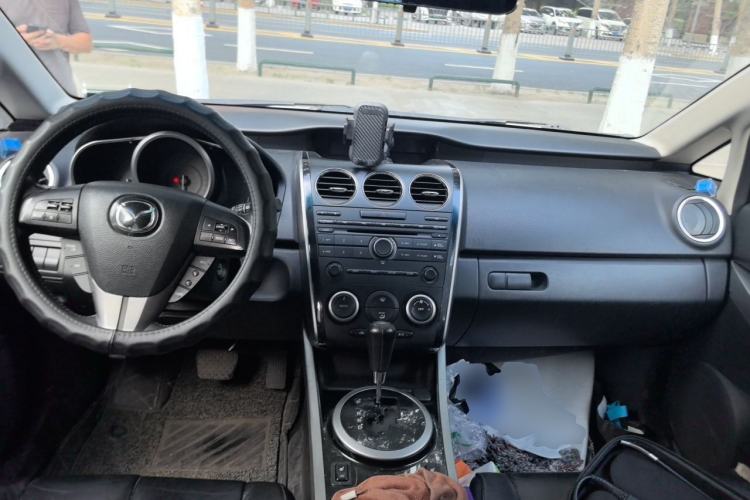 Used Mazda CX-7 2010 2.5L Luxury Edition Center Console