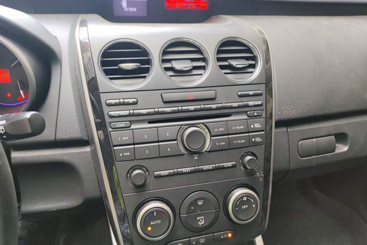 Used Mazda CX-7 2011 2.5L Luxury Edition Audio And AC Panel