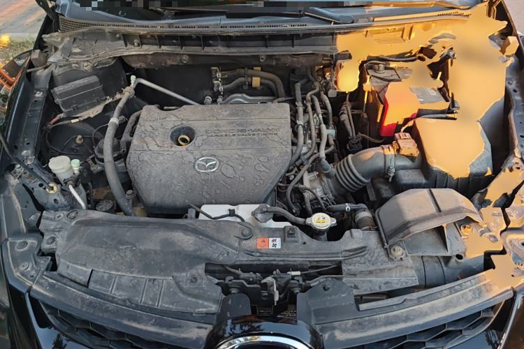 Used Mazda CX-7 2011 2.5L Luxury Edition Engine Bay