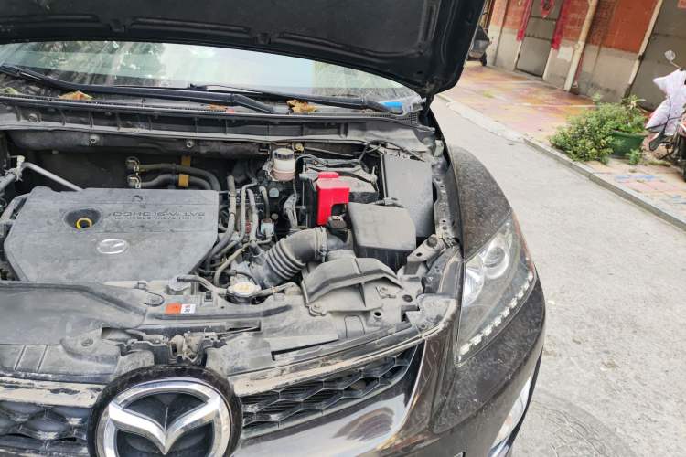 Used Mazda CX-7 2011 2.5L Luxury Edition Engine Bay Left