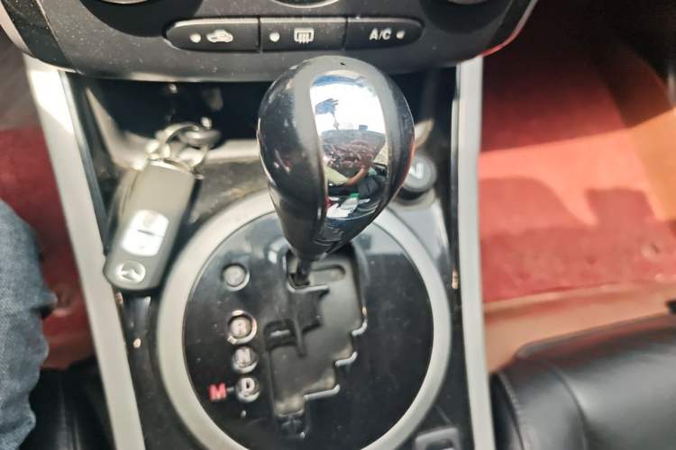Used Mazda CX-7 2011 2.5L Luxury Edition Gear Lever