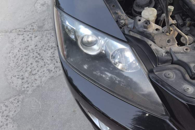 Used Mazda CX-7 2011 2.5L Luxury Edition Right Front Headlight