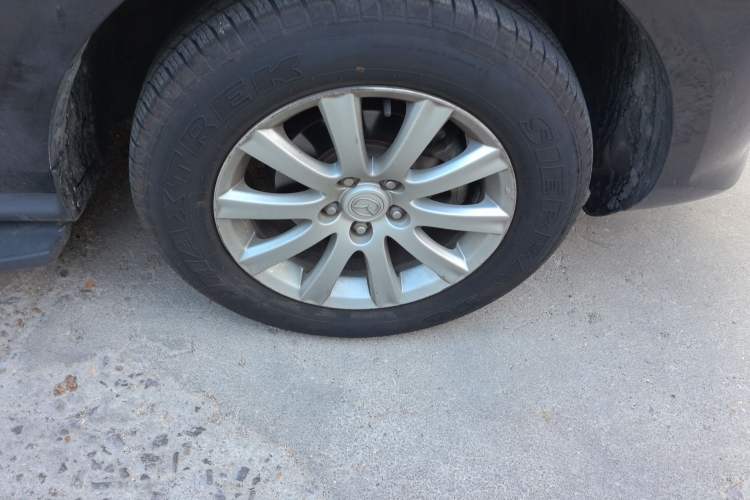 Used Mazda CX-7 2011 2.5L Luxury Edition Right Front Wheel Hub