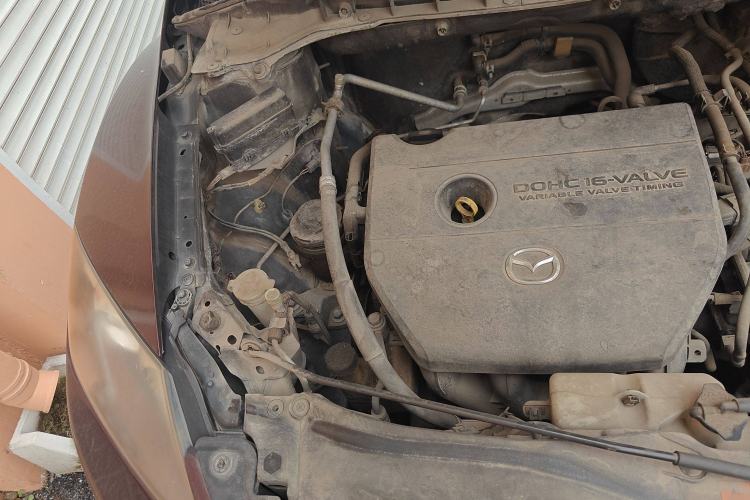 Used Mazda CX-7 2011 2.5L Luxury Edition Engine Bay Right