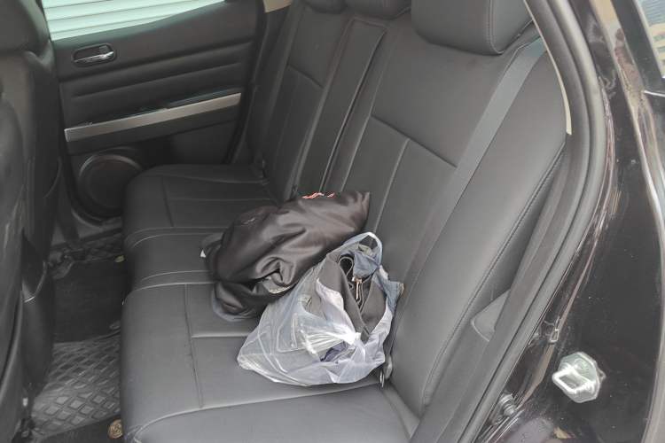 Used Mazda CX-7 2011 2.5L Luxury Edition Left Rear Seat