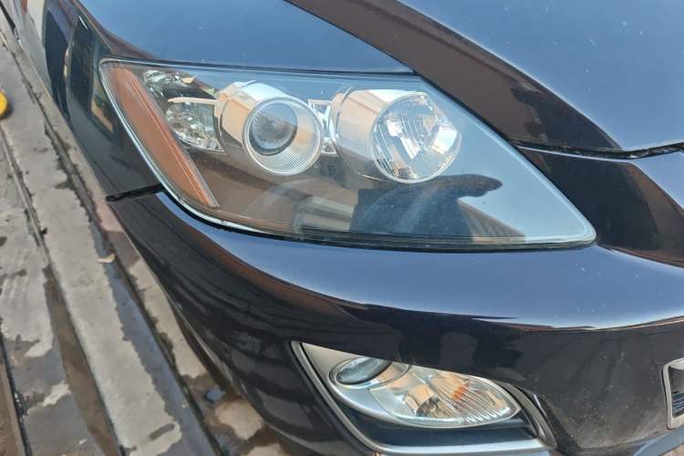 Used Mazda CX-7 2011 2.5L Luxury Edition Right Front Headlight