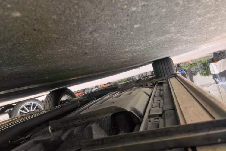 Used Mazda CX-7 2011 2.5L Luxury Edition Chassis Rear Left