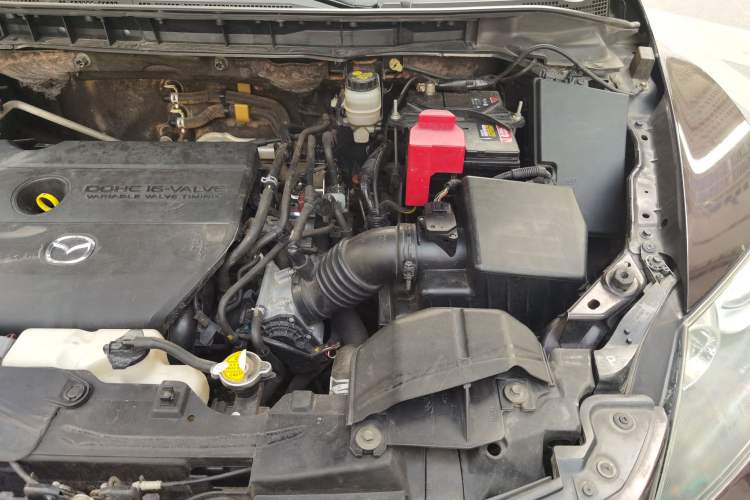 Used Mazda CX-7 2011 2.5L Luxury Edition Engine Bay Left