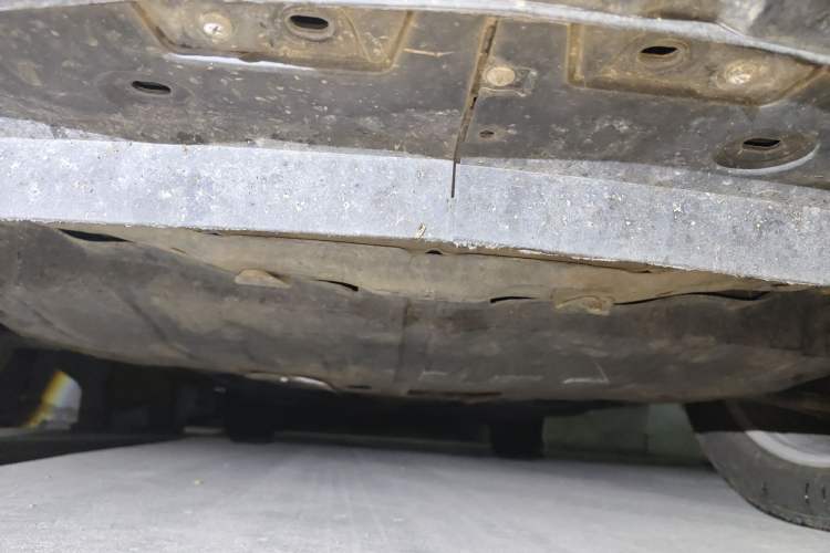 Used Mazda CX-7 2011 2.5L Luxury Edition Chassis Front
