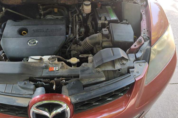 Used Mazda CX-7 2011 2.5L Luxury Edition Engine Bay Left