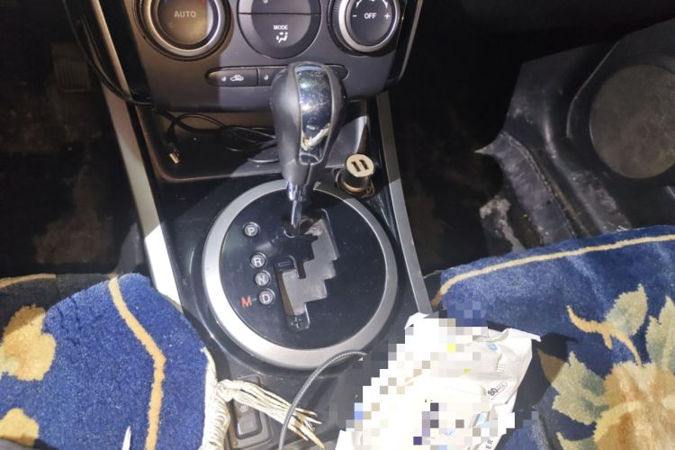 Used Mazda CX-7 2011 2.5L Luxury Edition Gear Lever