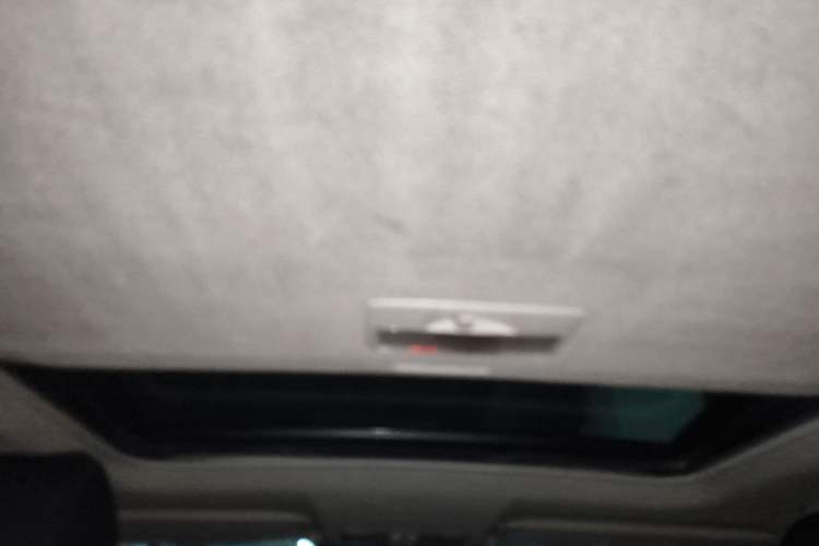 Used Mazda CX-7 2011 2.5L Luxury Edition Headliner