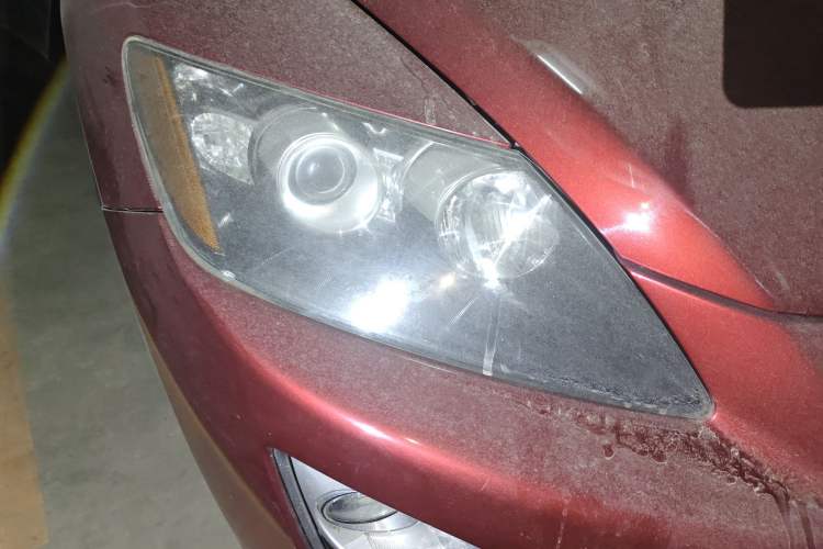 Used Mazda CX-7 2011 2.5L Luxury Edition Right Front Headlight