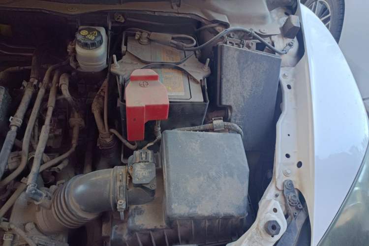 Used Mazda CX-7 2011 2.5L Luxury Edition Engine Bay Left