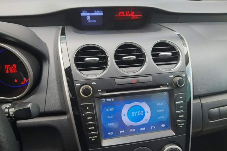 Used Mazda CX-7 2014 2.3T Smart All-Wheel-Drive Sport Edition Audio And AC Panel
