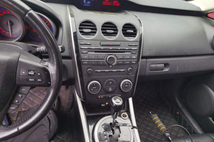 Used Mazda CX-7 2014 2.5L 2WD Luxury Edition Audio And AC Panel