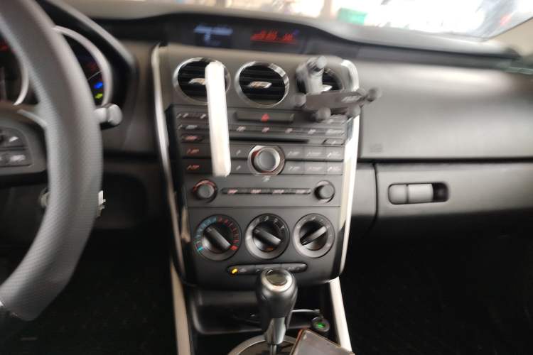 Used Mazda CX-7 2014 2.5L 2WD Fashion Edition Audio And AC Panel