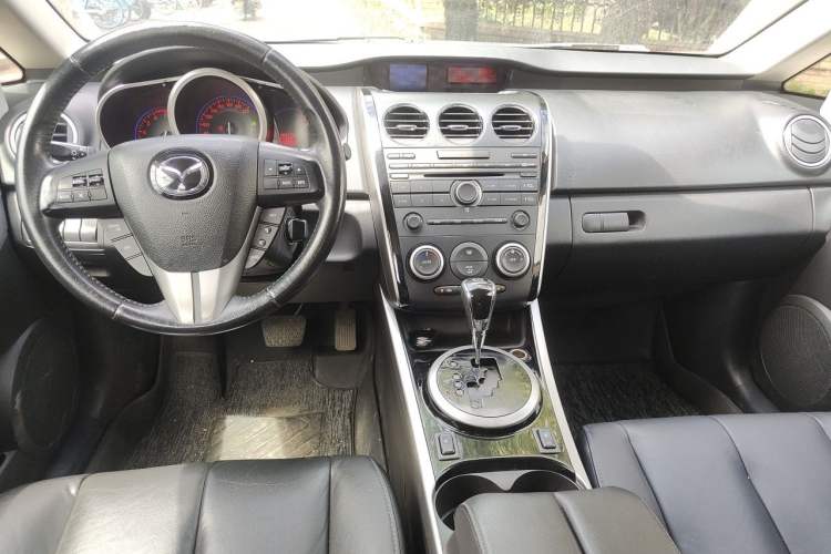 Used Mazda CX-7 2014 2.5L 2WD Luxury Edition Center Console