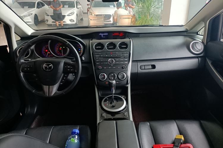 Used Mazda CX-7 2014 2.5L 2WD Premium Edition Center Console