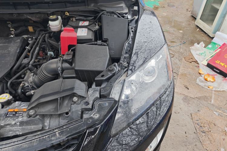 Used Mazda CX-7 2014 2.5L 2WD Luxury Edition Engine Bay Left