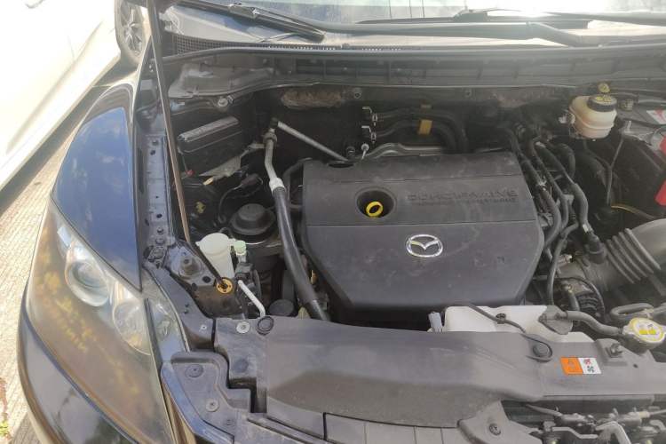 Used Mazda CX-7 2014 2.5L 2WD Luxury Edition Engine Bay Right