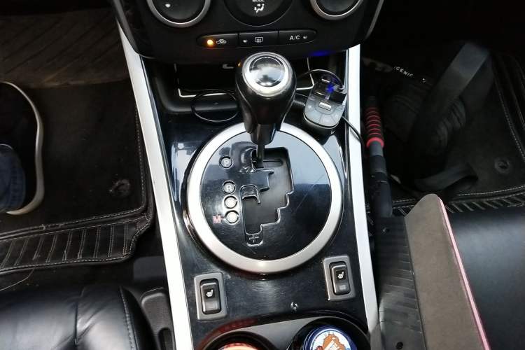 Used Mazda CX-7 2014 2.3T Smart All-Wheel Drive Supreme Edition Gear Lever