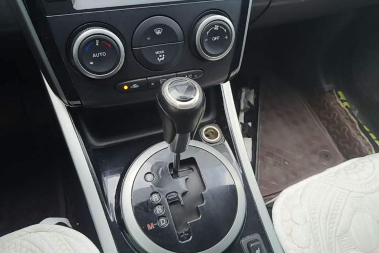 Used Mazda CX-7 2014 2.3T Smart All-Wheel-Drive Sport Edition Gear Lever