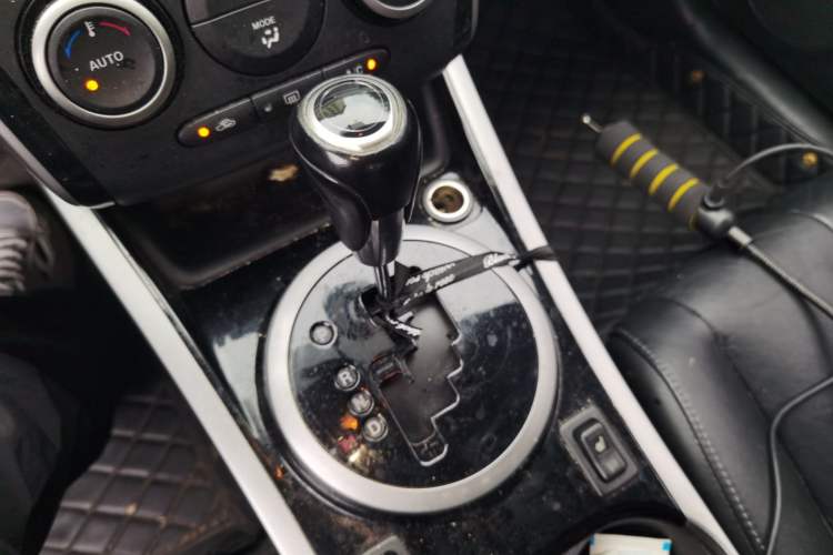 Used Mazda CX-7 2014 2.5L 2WD Luxury Edition Gear Lever