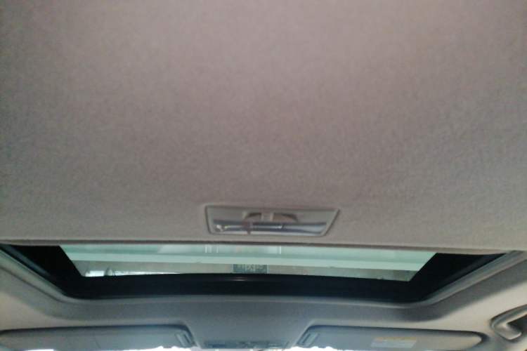 Used Mazda CX-7 2014 2.5L 2WD Luxury Edition Headliner