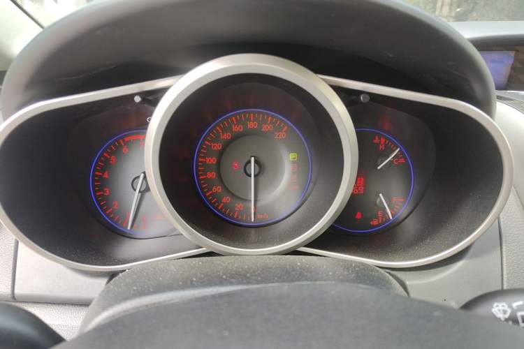 Used Mazda CX-7 2014 2.5L 2WD Luxury Edition Instrument Cluster