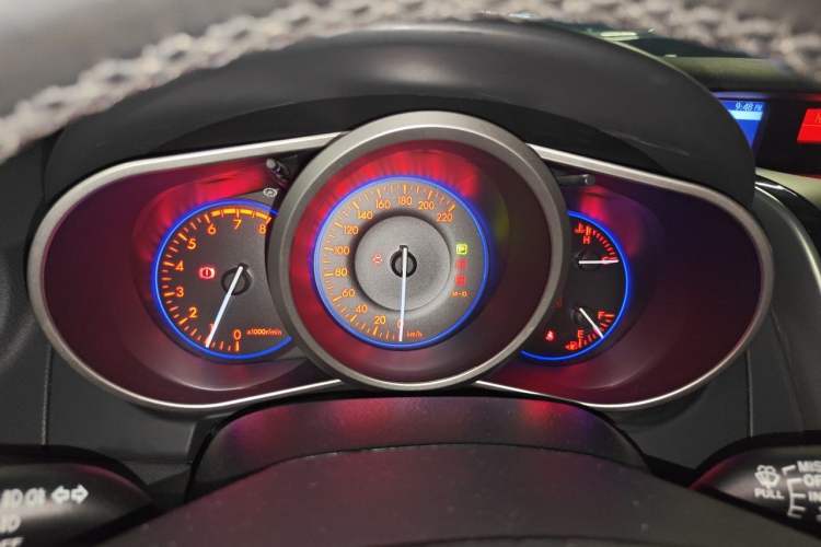 Used Mazda CX-7 2014 2.5L 2WD Luxury Edition Instrument Cluster