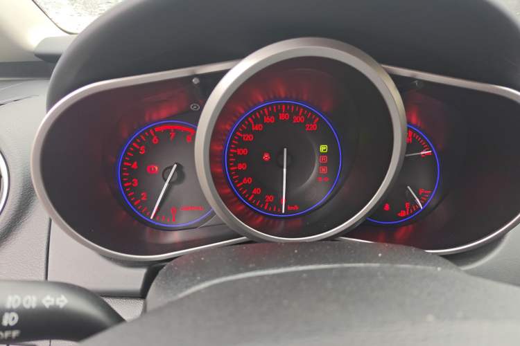 Used Mazda CX-7 2014 2.5L 2WD Luxury Edition Instrument Cluster