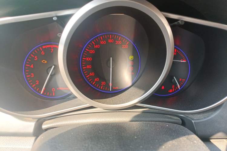 Used Mazda CX-7 2014 2.5L 2WD Premium Edition Instrument Cluster