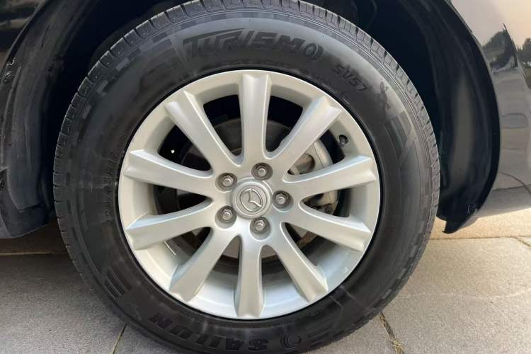 Used Mazda CX-7 2014 2.5L 2WD Luxury Edition Left Front Wheel Hub