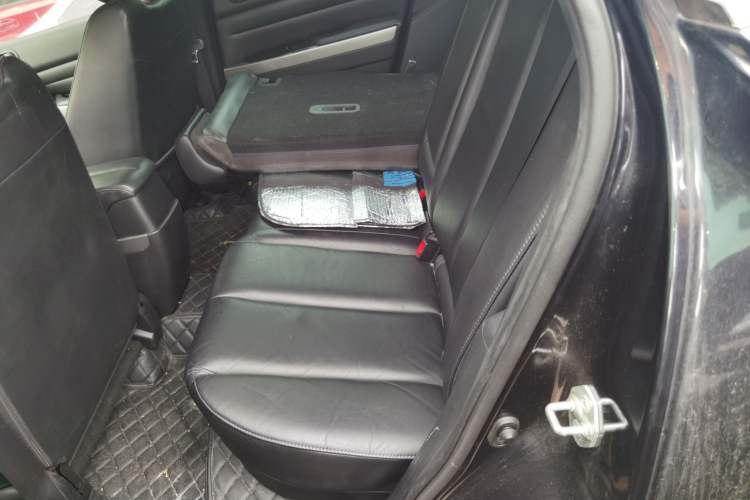 Used Mazda CX-7 2014 2.5L 2WD Luxury Edition Left Rear Seat