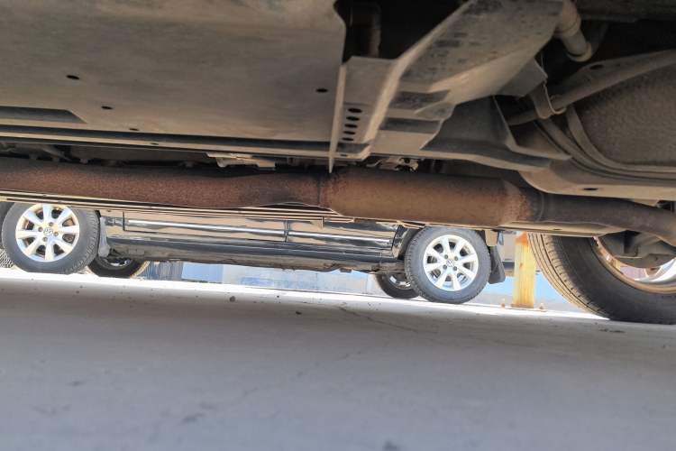 Used Mazda CX-7 2014 2.3T Smart All-Wheel Drive Supreme Edition Left Side Sill