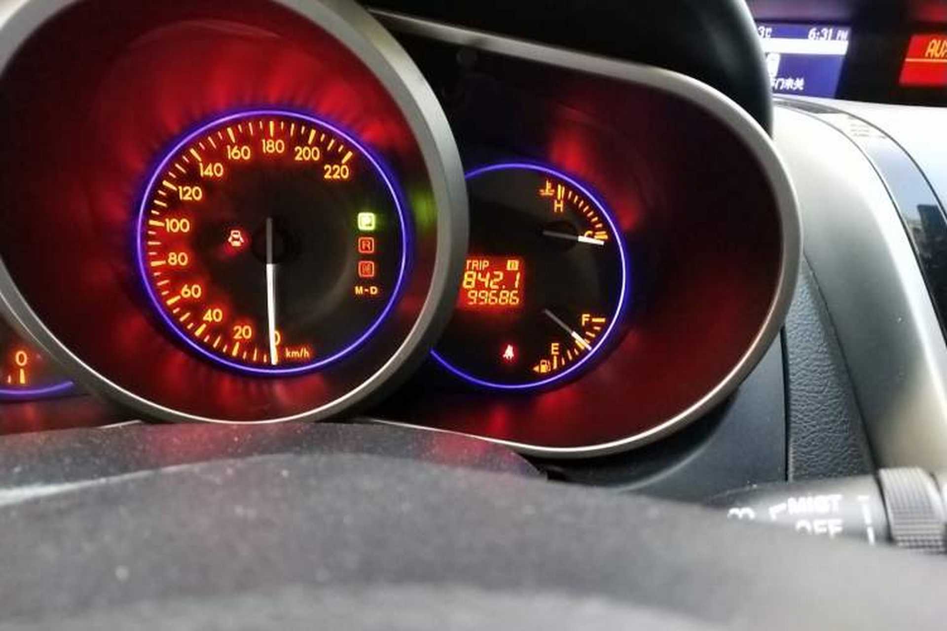 Used Mazda CX-7 2014 2.3T Smart All-Wheel Drive Supreme Edition Odometer Close Up