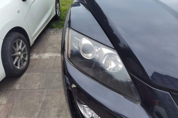 Used Mazda CX-7 2014 2.5L 2WD Luxury Edition Right Front Headlight